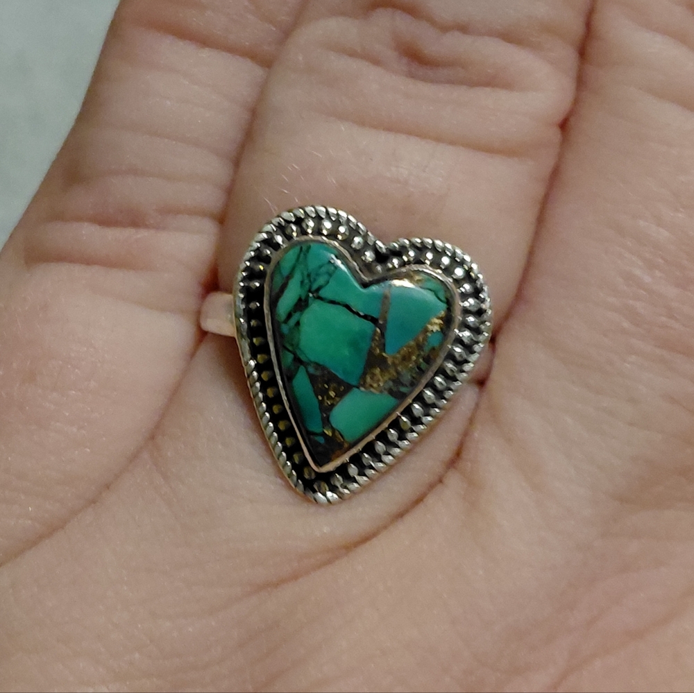 Heart-Shaped Green Dahlia Turquoise Silver Ring - Picture 7 of 13